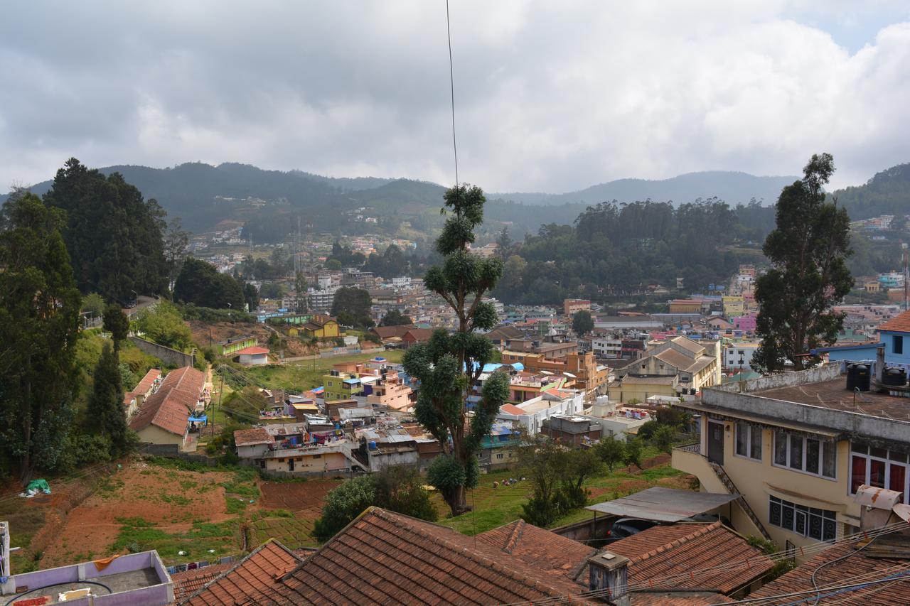 Hotel Blue Hills International Ooty Exteriör bild